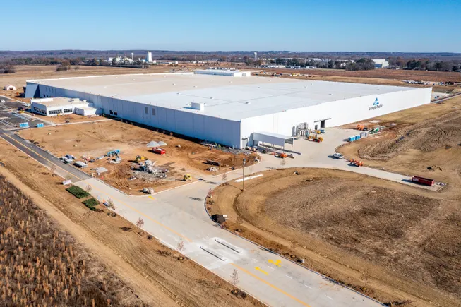 Manufacturing construction boom not over: why contractors are still going all in