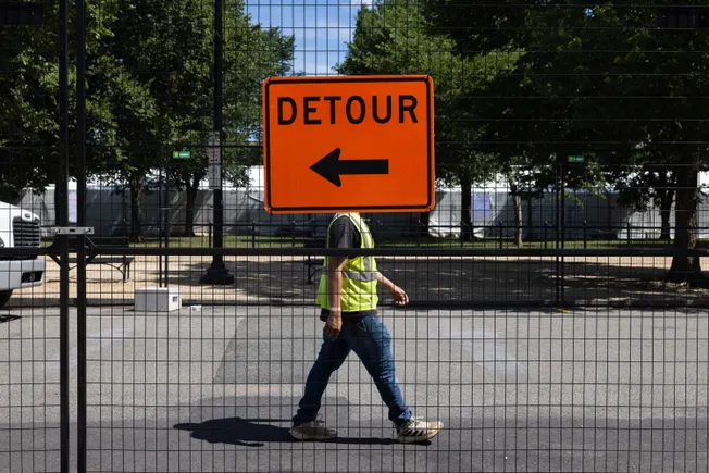 Construction job openings surged in June, contractors face hiring difficulties